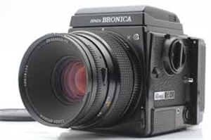 ασπρομαυρα, ασπρομαυρο, φιλμ, φιλμς, σκοτεινος, θαλαμος, φωτογραφικά, χαρτια, χημικα, τσαντες, τριποδο - BRONICA GS-1 medium format film camera 6X7 body με φακό normal PG 100mm f3,5 και δεύτερη πλάτη μεταχειρισμένη.