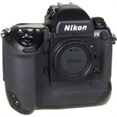 ασπρομαυρα, ασπρομαυρο, φιλμ, φιλμς, σκοτεινος, θαλαμος, φωτογραφικά, χαρτια, χημικα, τσαντες, τριποδο - Nikon F5 SLR αναλογική μηχανή 35mm body μεταχειρισμένη