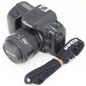 ασπρομαυρα, ασπρομαυρο, φιλμ, φιλμς, σκοτεινος, θαλαμος, φωτογραφικά, χαρτια, χημικα, τσαντες, τριποδο - NIKON F50 SLR κιτ αναλογικής φωτογραφικής μηχανής 35mm με φακό NIKON 35-105mm f3,5-4,5 AF μεταχειρισμένη